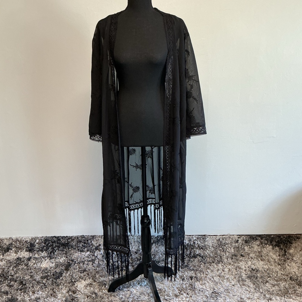 City Chic Black Embroidered Kimono